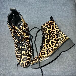 Michael Kors Leopard Print Lace-Up Ankle Boots Size 6